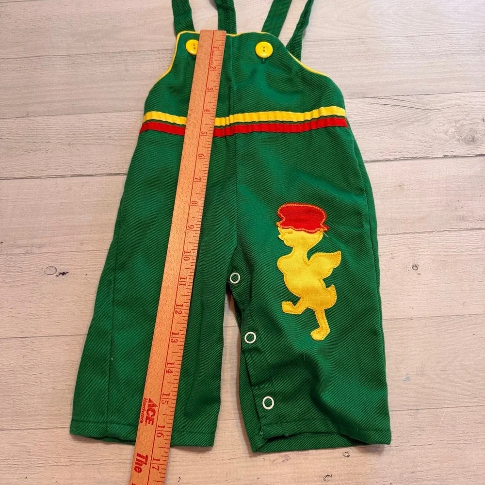 Vintage baby green overalls with duck‎